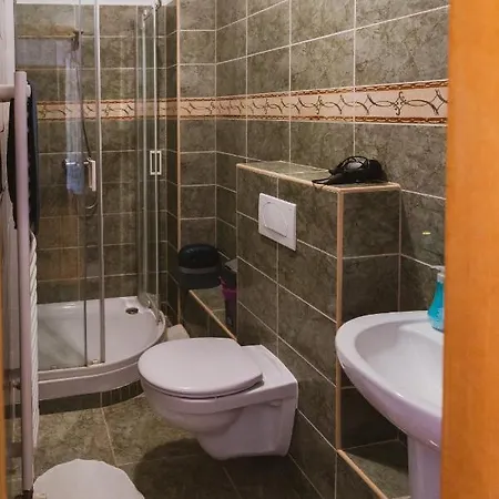 Rozsakert Vendeghaz بيت ضيافة