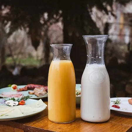 Rozsakert Vendeghaz بيت ضيافة *