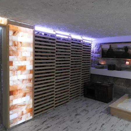 Rozsakert Vendeghaz Guest house